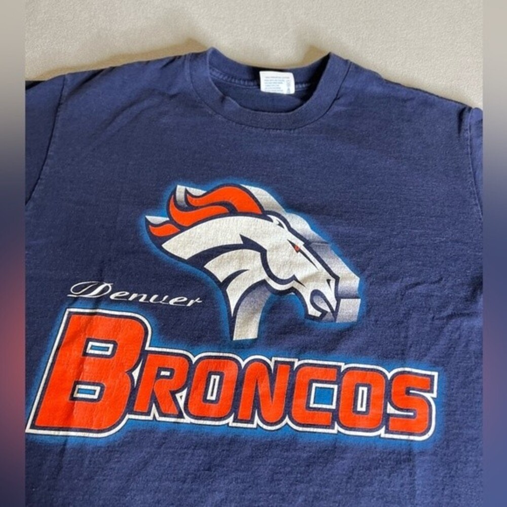 Vintge Denver Broncos Vintage T-Shirt Size L tee jays Sof Tee tag